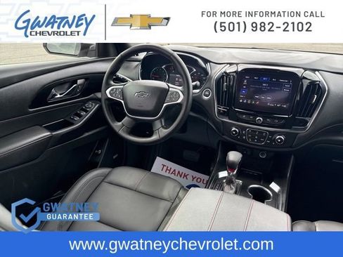 Used 2023 Chevrolet Traverse RS image 24
