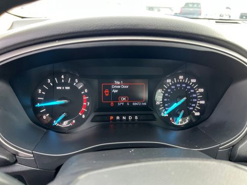 Used 2018 Ford Fusion SE image 14