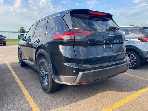Used 2024 Nissan Rogue S AWD/4WD image 7