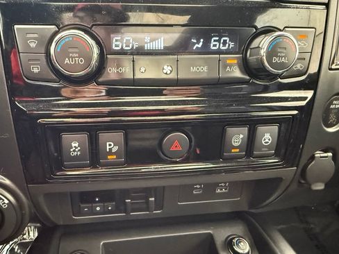 Used 2024 Nissan Titan PRO-4X w/ Pro-4x Convenience Package AWD/4WD image 54