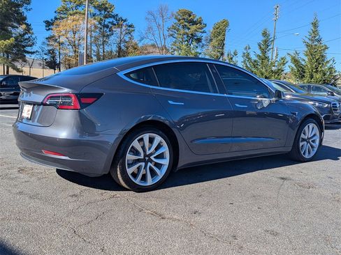 Used 2018 Tesla Model 3 Mid Range image 4