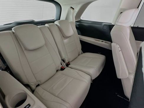 New 2026 Mercedes-Benz GLS 450 4MATIC image 28