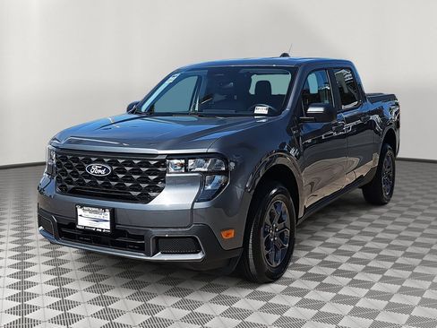 Used 2025 Ford Maverick XLT image 7