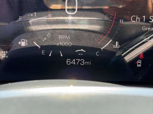 Used 2025 GMC Terrain Elevation AWD/4WD image 28