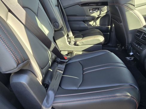 New 2025 Honda Pilot TrailSport image 24
