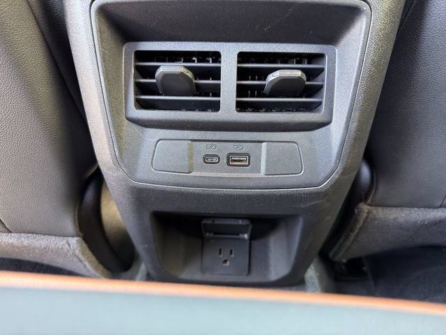 Used 2024 GMC Canyon AT4 w/ Canyon Safety Plus Package AWD/4WD image 18