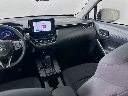 Certified 2026 Toyota Corolla Cross LE w/ Moonroof Package FWD image 23