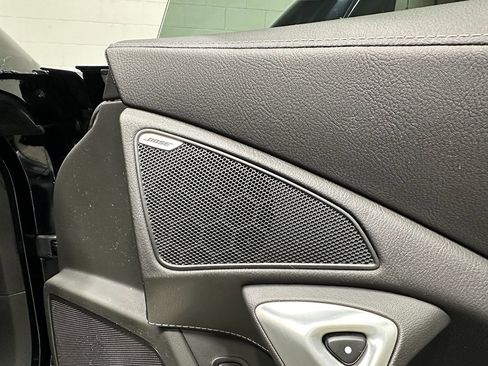 Used 2019 Chevrolet Corvette Stingray Coupe w/ 1LT image 12