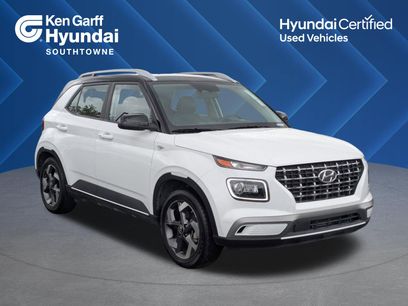 Certified 2023 Hyundai Venue Limited w/ Cargo Package