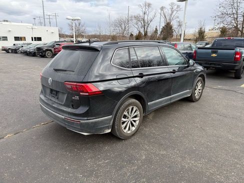 Used 2018 Volkswagen Tiguan SE image 3