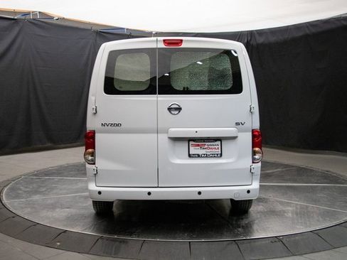 Used 2021 Nissan NV200 SV w/ Sliding Door Glass Package image 11