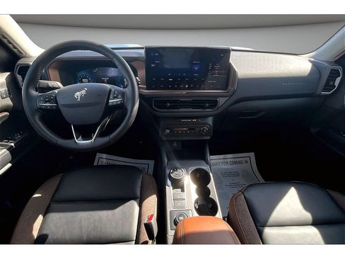 Used 2025 Ford Bronco Sport Outer Banks w/ Outer Banks Tech Package+ image 16