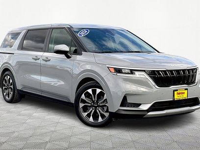 Certified 2024 Kia Carnival EX