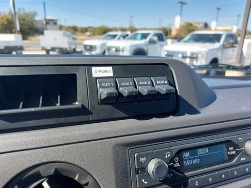 New 2026 Ford E-350 and Econoline 350 Super Duty w/ Power Equipment Group image 22