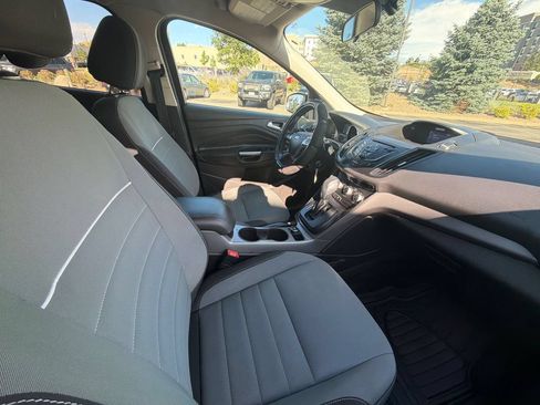 Used 2015 Ford Escape SE AWD/4WD image 13