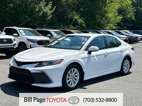Used 2024 Toyota Camry LE AWD/4WD image 1