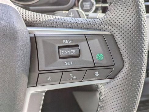 New 2025 Mitsubishi Outlander SE image 28