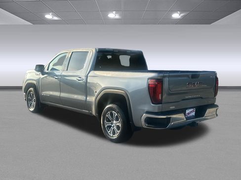 Used 2025 GMC Sierra 1500 SLT RWD image 5