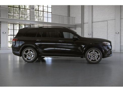 Used 2023 Mercedes-Benz GLS 580 4MATIC image 16