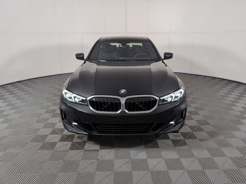 Used 2025 BMW 330i Sedan w/ Premium Package image 5