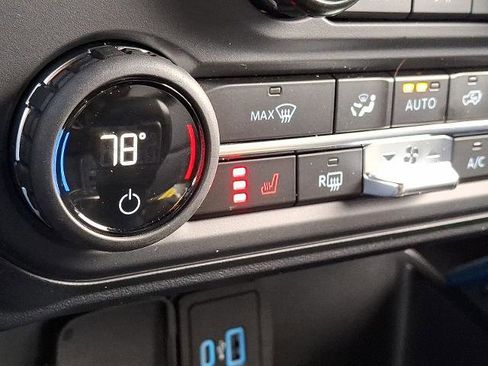 Certified 2024 Ford Bronco Black Diamond image 24