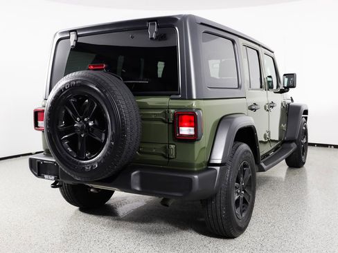 Used 2022 Jeep Wrangler Unlimited Sport image 8