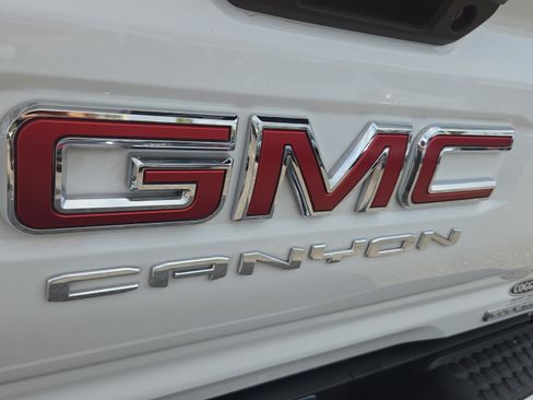 Certified 2024 GMC Canyon Elevation w/ Convenience Package RWD image 32