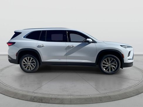 New 2026 Buick Enclave Preferred w/ Super Cruise Package FWD image 8