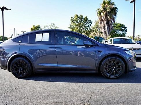 Used 2023 Tesla Model X AWD/4WD image 9