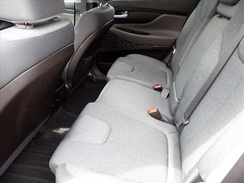 Used 2019 Hyundai Santa Fe SE FWD image 9