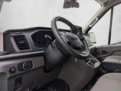 Used 2024 Ford Transit 350 XLT image 9
