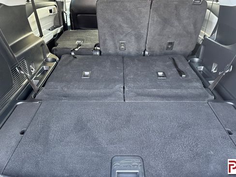 Used 2024 Ford Explorer XLT w/ Equipment Group 202A image 20