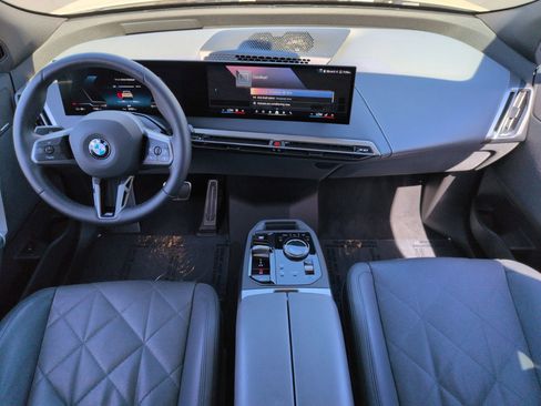 Used 2026 BMW iX xDrive45 w/ M Sport Package image 29