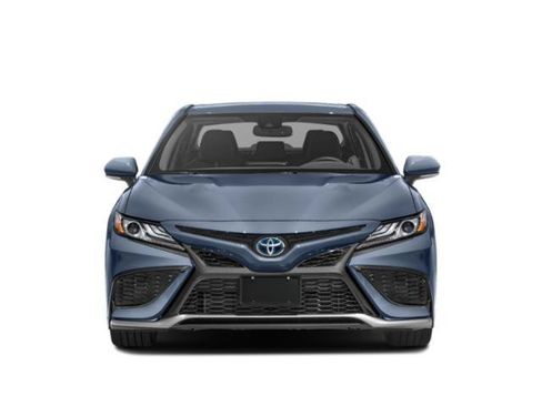 Used 2024 Toyota Camry SE w/ Cold Weather Package FWD image 4