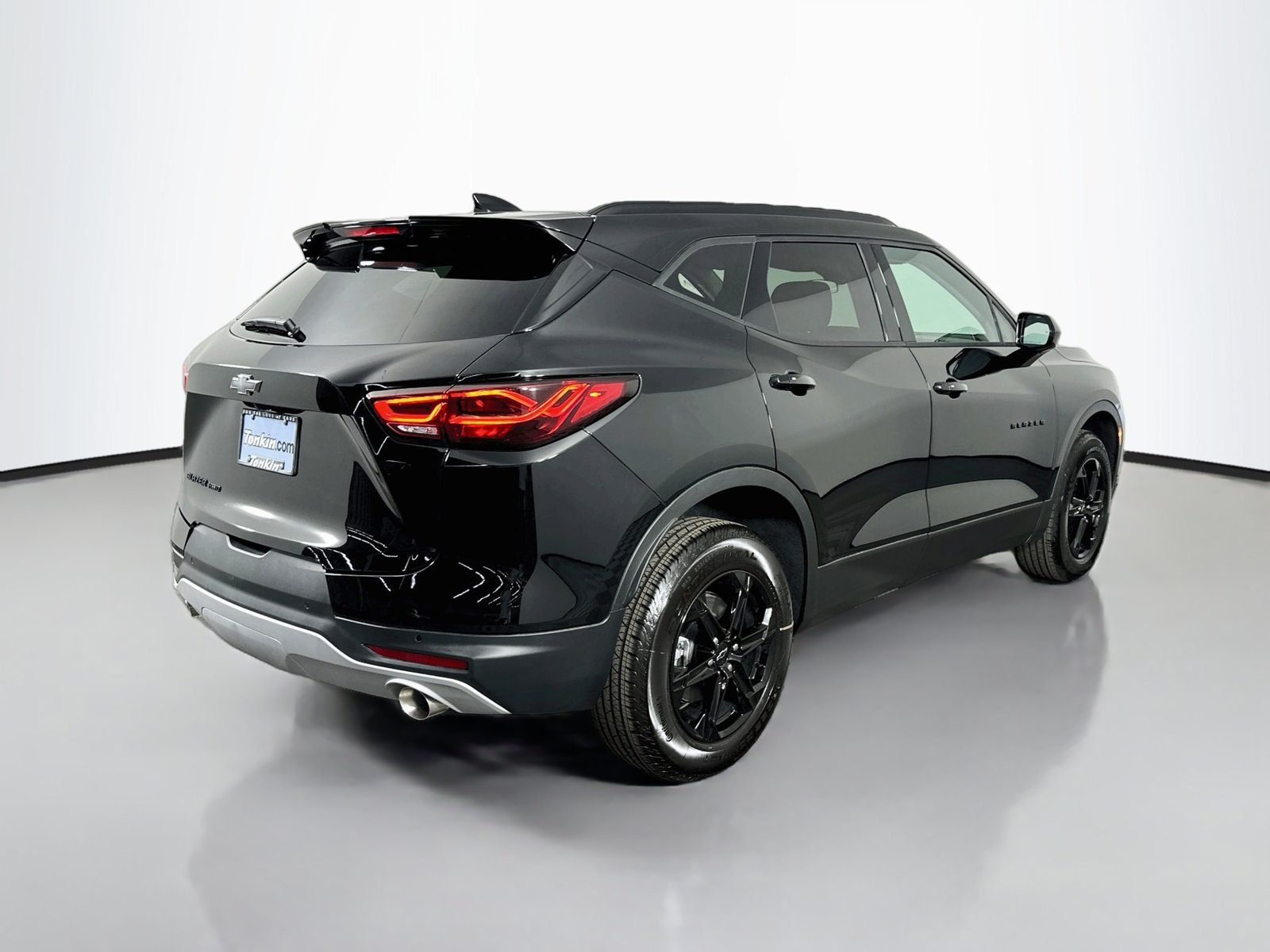 New 2026 Chevrolet Blazer LT w/ Midnight/Sport Edition AWD/4WD image 7