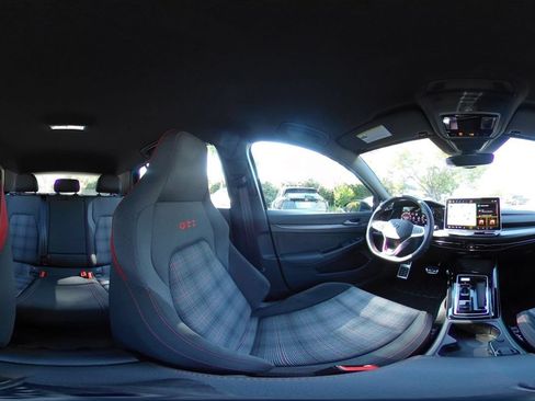 Used 2026 Volkswagen Golf S FWD image 40
