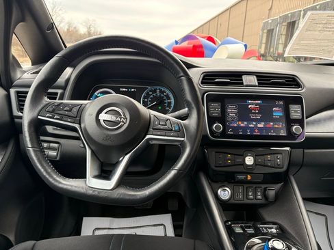 Used 2023 Nissan Leaf SV Plus image 22