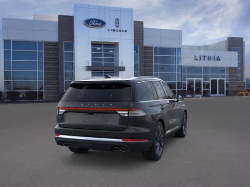 New 2026 Lincoln Aviator Reserve image 8