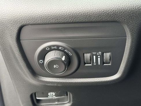 New 2026 Jeep Grand Cherokee Limited AWD/4WD image 8