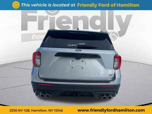 Used 2022 Ford Explorer ST image 4
