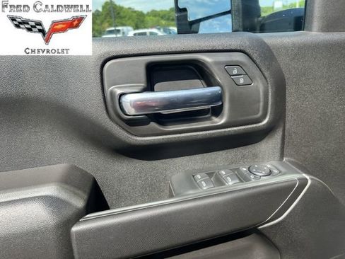Used 2024 Chevrolet Silverado 2500 Custom w/ Custom Value Package AWD/4WD image 28