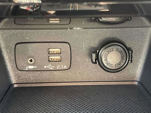 Used 2024 Subaru Forester Wilderness w/ Wilderness Package image 31