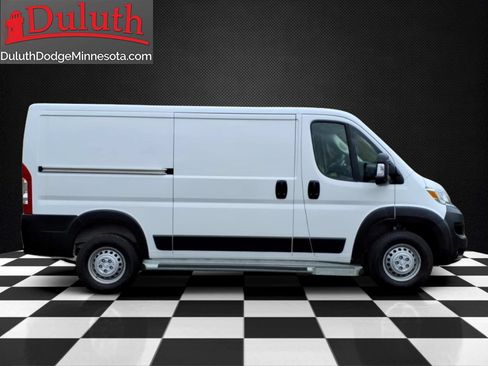 Used 2025 RAM ProMaster 2500 w/ U-Haul Equipment Group FWD image 6