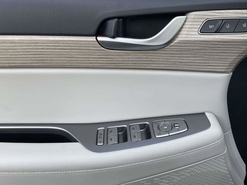 Used 2022 Hyundai Palisade SEL w/ 8P Bench Seat Package image 12