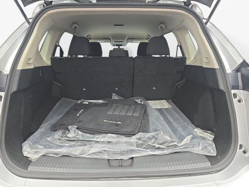 Used 2025 Nissan Rogue S AWD/4WD image 27