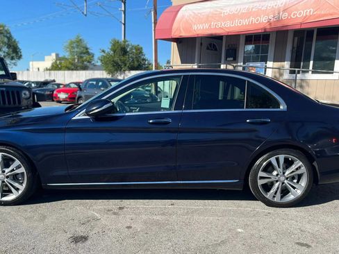 Used 2015 Mercedes-Benz C 300 Sedan image 4