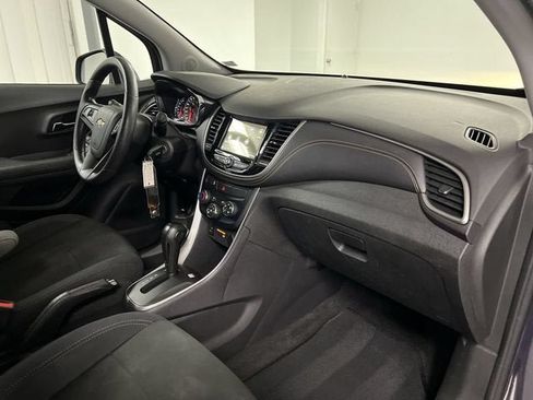 Certified 2019 Chevrolet Trax LS w/ Tint and Cruise Package FWD image 27
