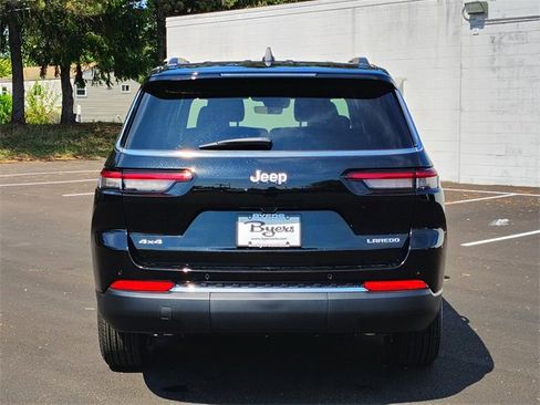 New 2025 Jeep Grand Cherokee L Laredo w/ Luxury Tech Group I image 36