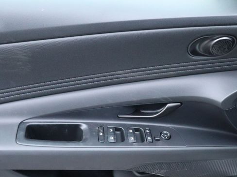 New 2026 Hyundai Elantra Sport image 21