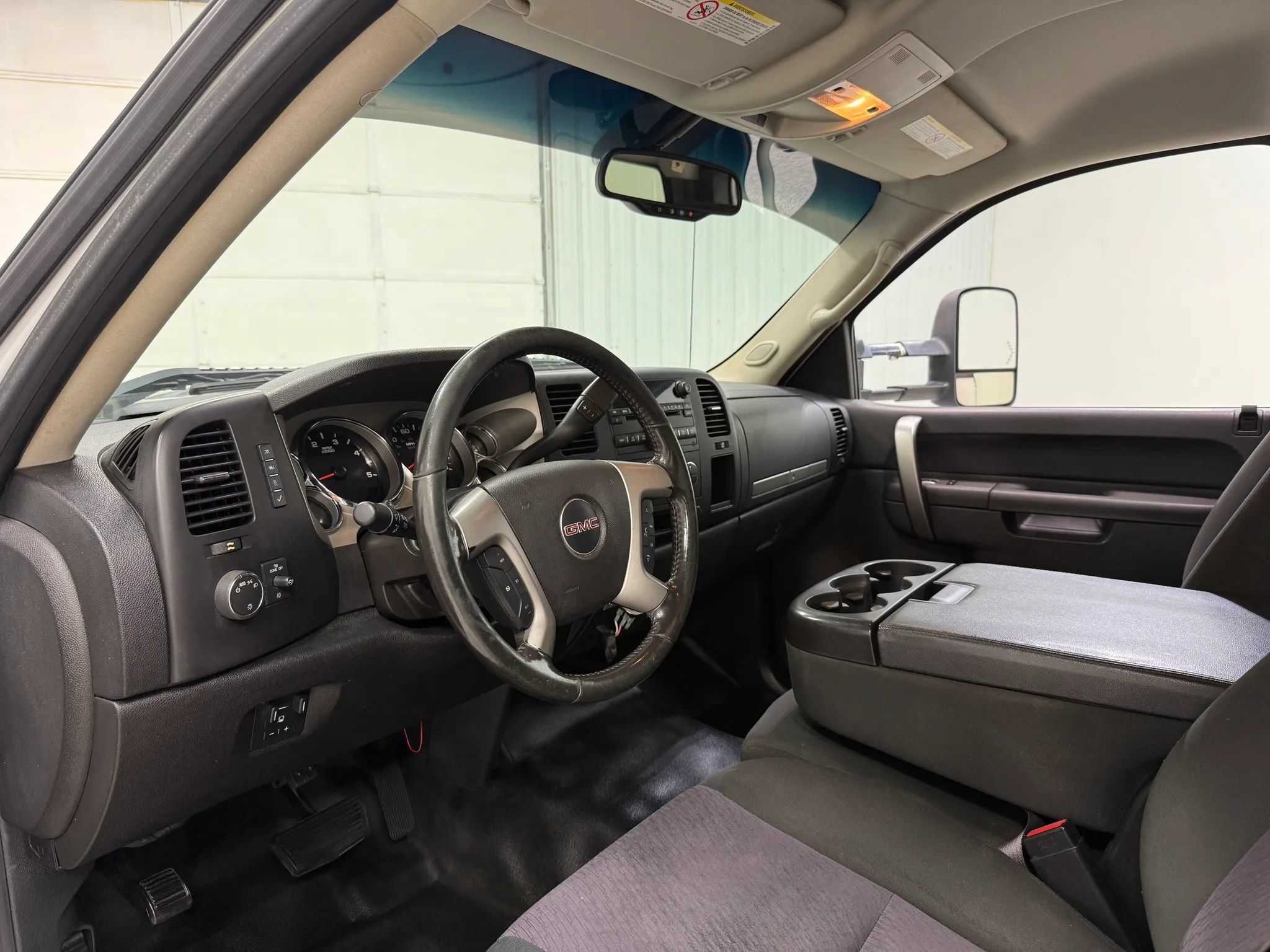 Used 2013 GMC Sierra 3500 SLE w/ SLE Preferred Package AWD/4WD image 12